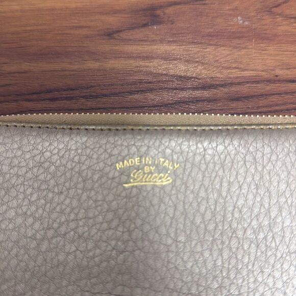 Gucci Bronze Zip-Around Pebble Leather Continental Wallet  with Bamboo Tassel. - Picture 4 of 12